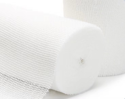 De niet Pluizige 100 Katoenen Witte Medische Beschermende Producten van Gauze Bandage Roll Absorbent Sterile